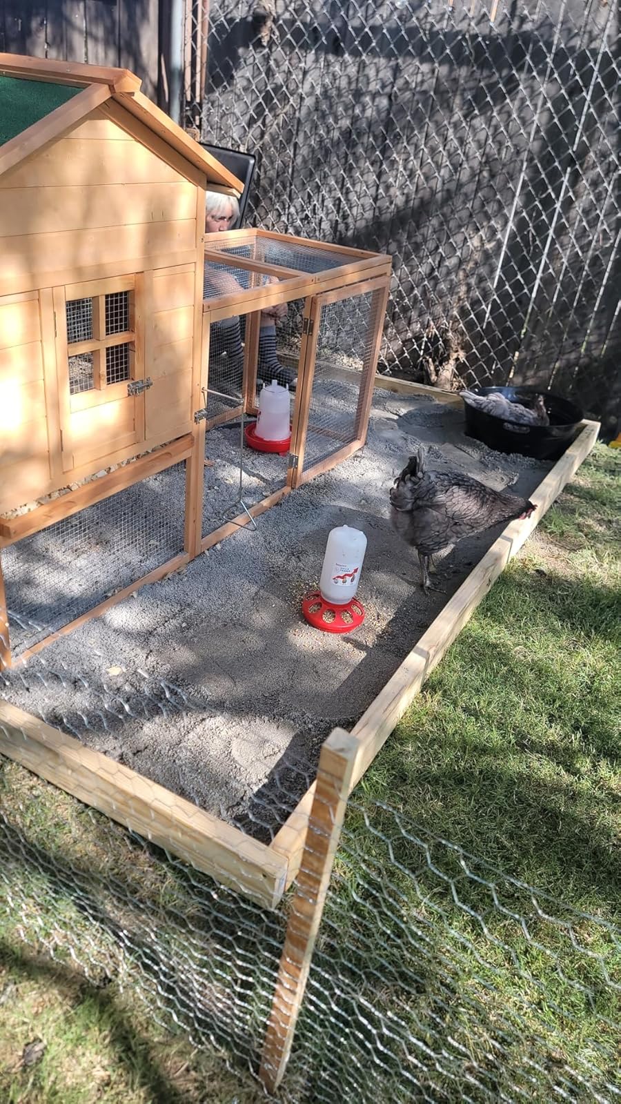 Durable Outdoor Chicken Coop for 5 Chickens – Weatherproof Wooden Hen House with Run, Nesting Box & Removable Tray